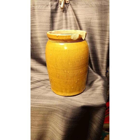 Ceramic mustard glazed vessel 18+8 got a chip and a crack but still sturdy and i - Picture 1 of 1